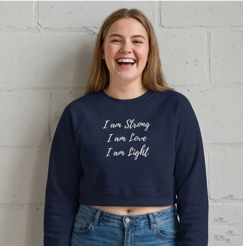 I am Light Women's Cropped Fleece Pullover